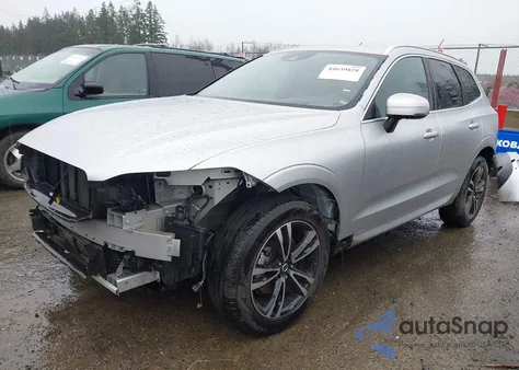 2020 Volvo Xc60 T5 Momentum z USA, uszkodzony, nr VIN YV4102RK4L1490670